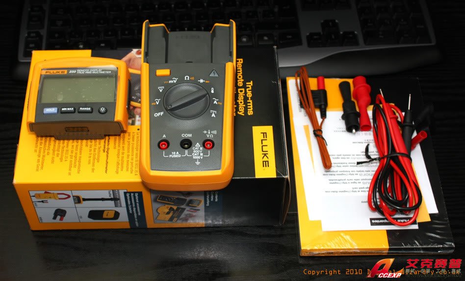 Fluke 233 數(shù)字萬用表(真有效值、遠(yuǎn)程控制、顯示分離)圖片