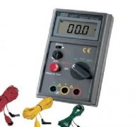 臺灣泰仕TES TES-1605 數(shù)字接地電阻計